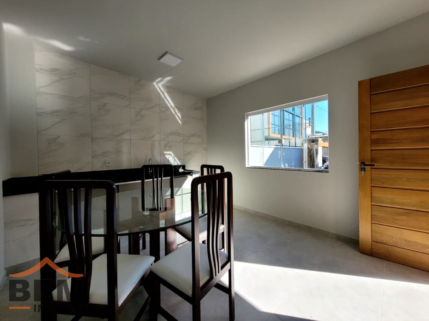 Apartamento para Locação com 1 quarto e 30m² no bairro Fazenda, em Itajaí - SC