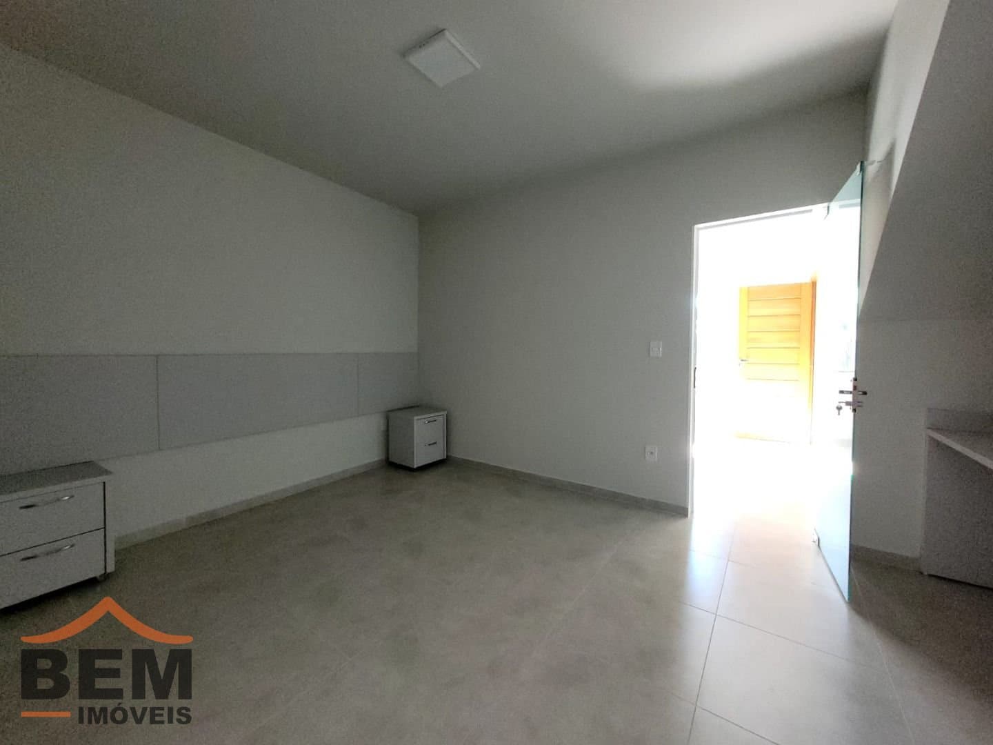 Apartamento para Locação com 1 quarto e 30m² no bairro Fazenda, em Itajaí - SC