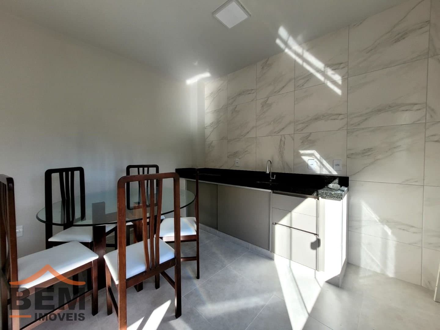 Apartamento para Locação com 1 quarto e 30m² no bairro Fazenda, em Itajaí - SC