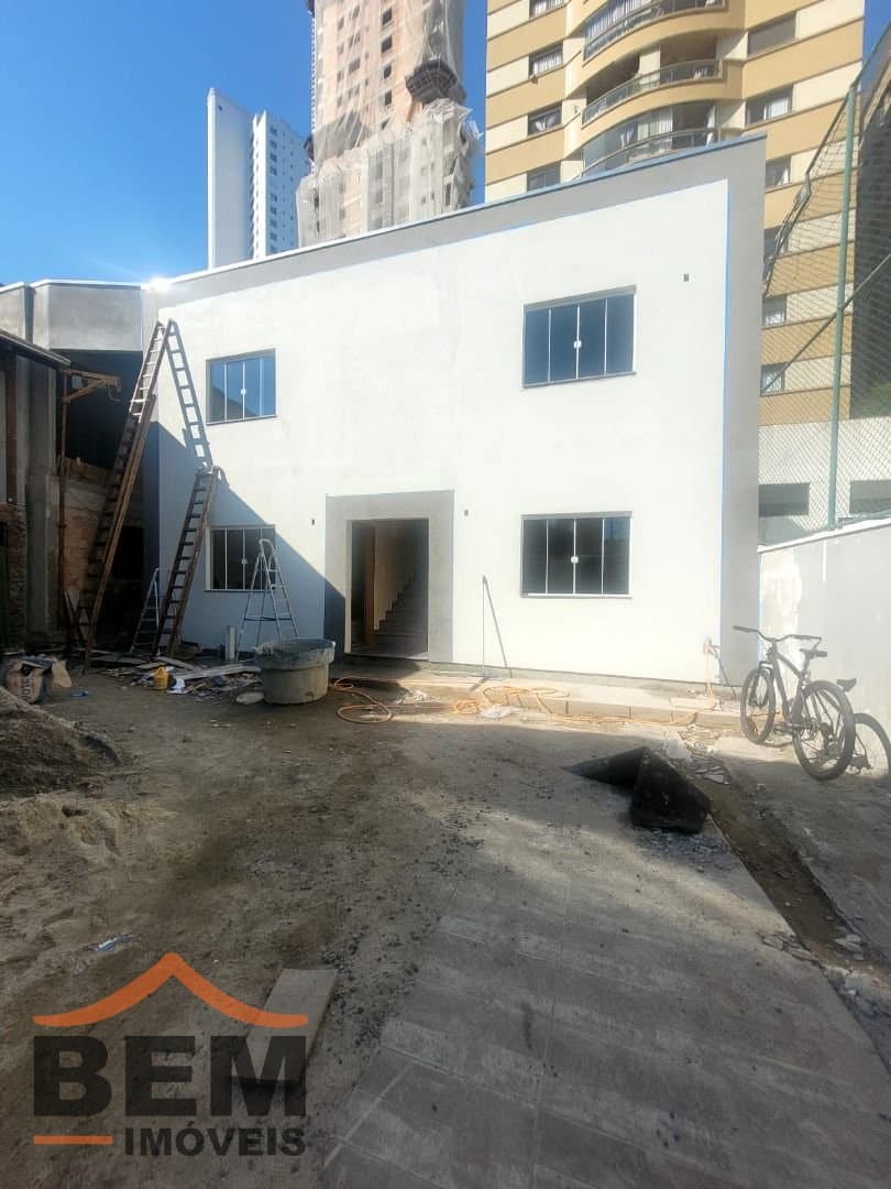 Apartamento para Locação com 1 quarto e 30m² no bairro Fazenda, em Itajaí - SC