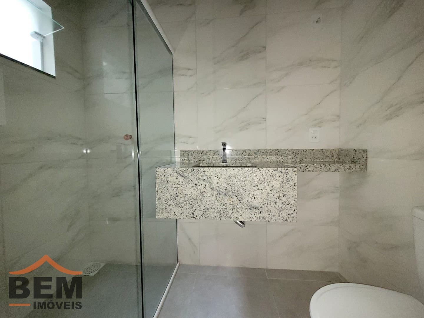 Apartamento para Locação com 1 quarto e 30m² no bairro Fazenda, em Itajaí - SC