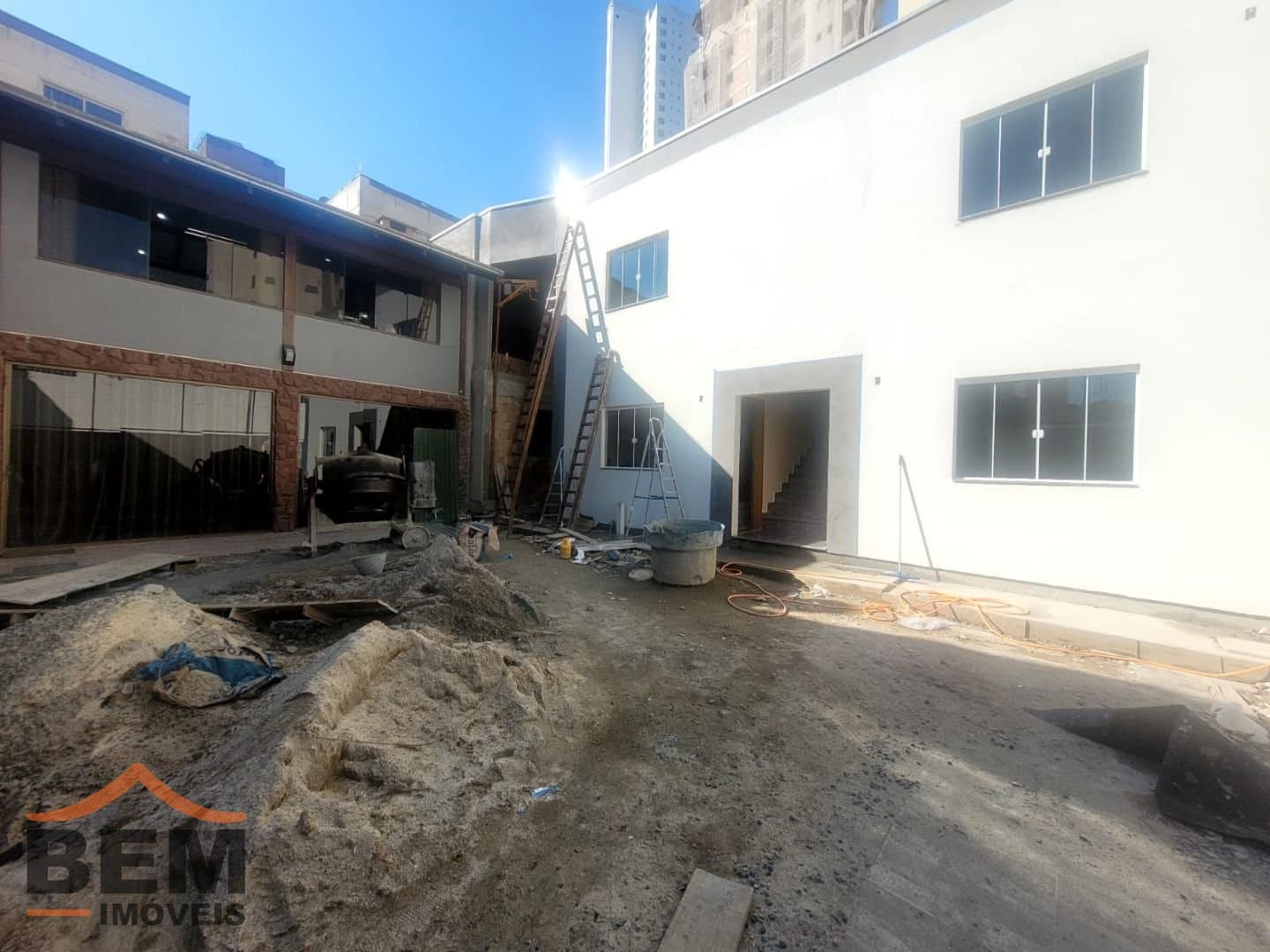 Apartamento para Locação com 1 quarto e 30m² no bairro Fazenda, em Itajaí - SC