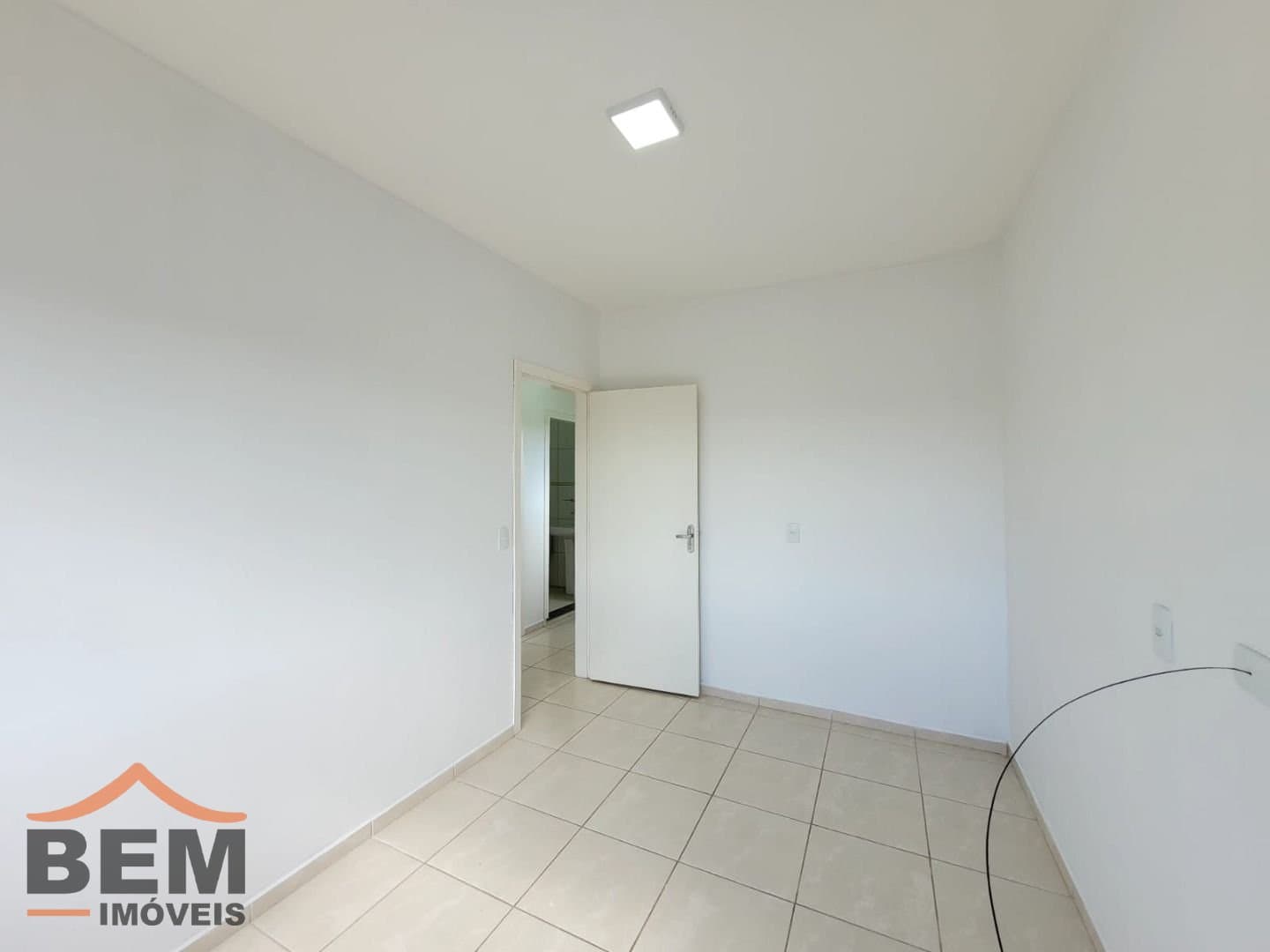 Casa com 2 dormitórios para alugar, 90 m² por R$ 2.563,09/mês - Espinheiros - Itajaí/SC