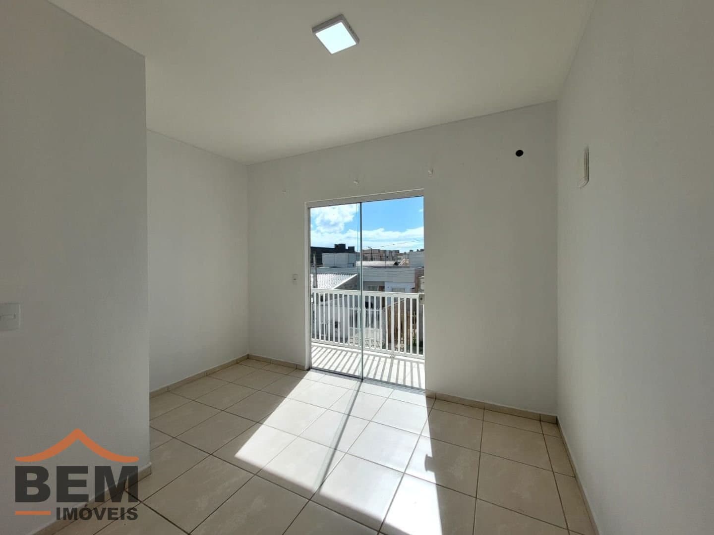 Casa com 2 dormitórios para alugar, 90 m² por R$ 2.563,09/mês - Espinheiros - Itajaí/SC