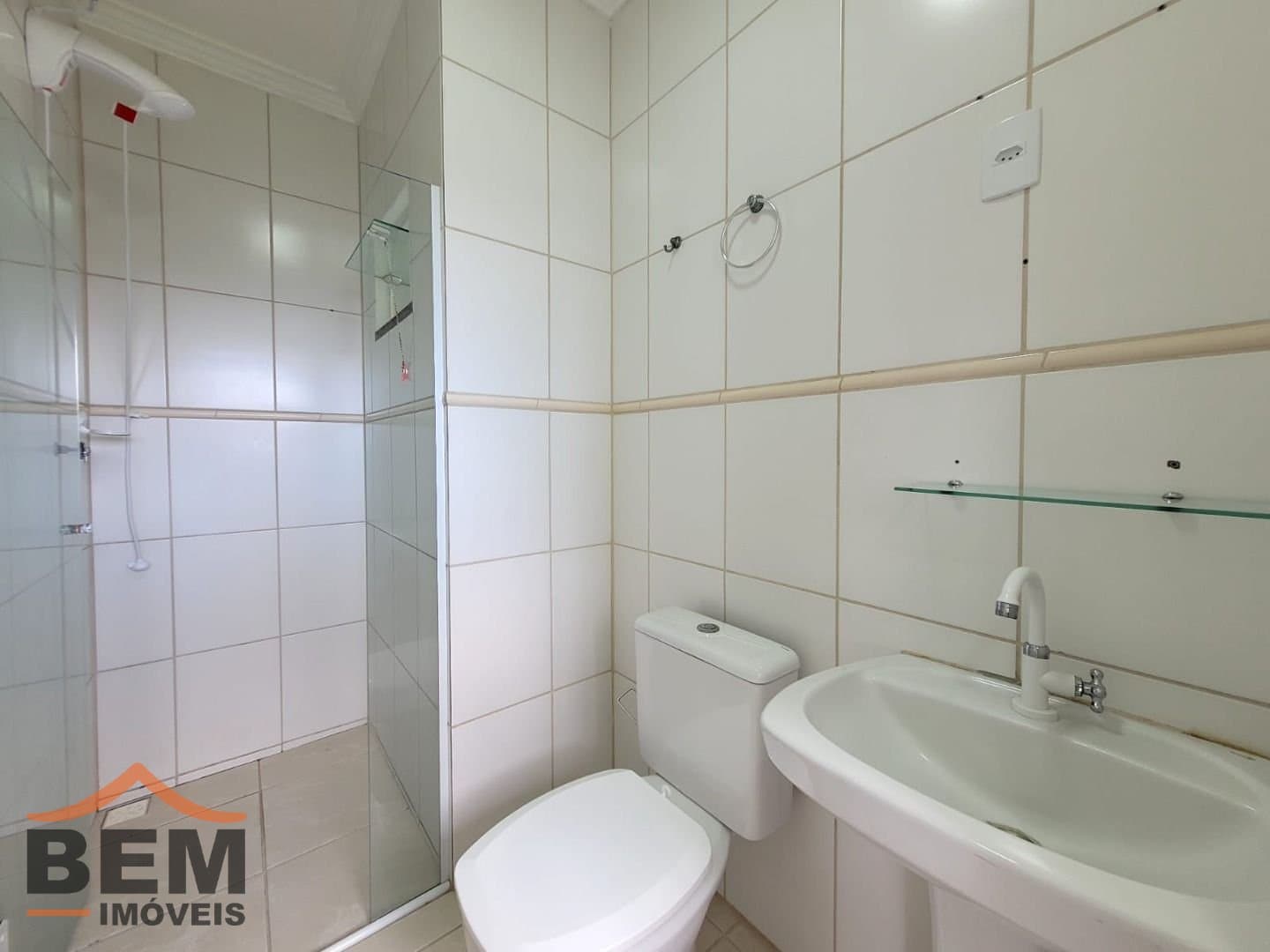 Casa com 2 dormitórios para alugar, 90 m² por R$ 2.563,09/mês - Espinheiros - Itajaí/SC