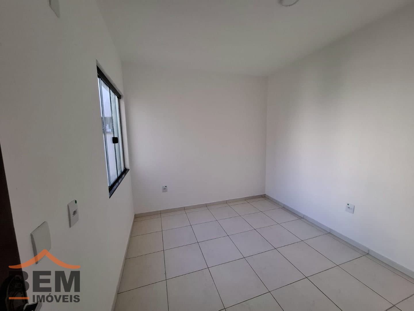 Casa à Venda com 2 quartos, 1 vaga no bairro Cidade Nova em Itajaí/SC