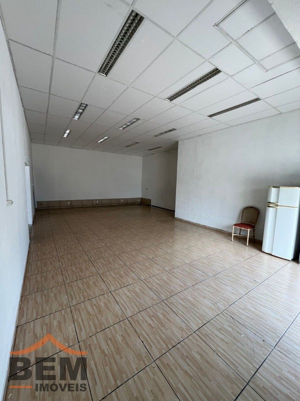 Sala Comercial para Locação com 100m² no bairro São Vicente, em Itajaí - SC