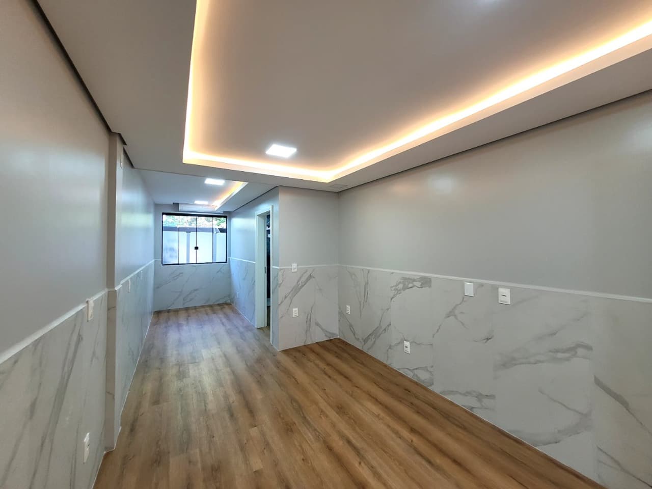 Casa para Locação com 2 quartos sendo 1 suíte, 1 vaga no bairro São Vicente em Itajaí/SC: 11 - DORMITÓRIO SUÍTE