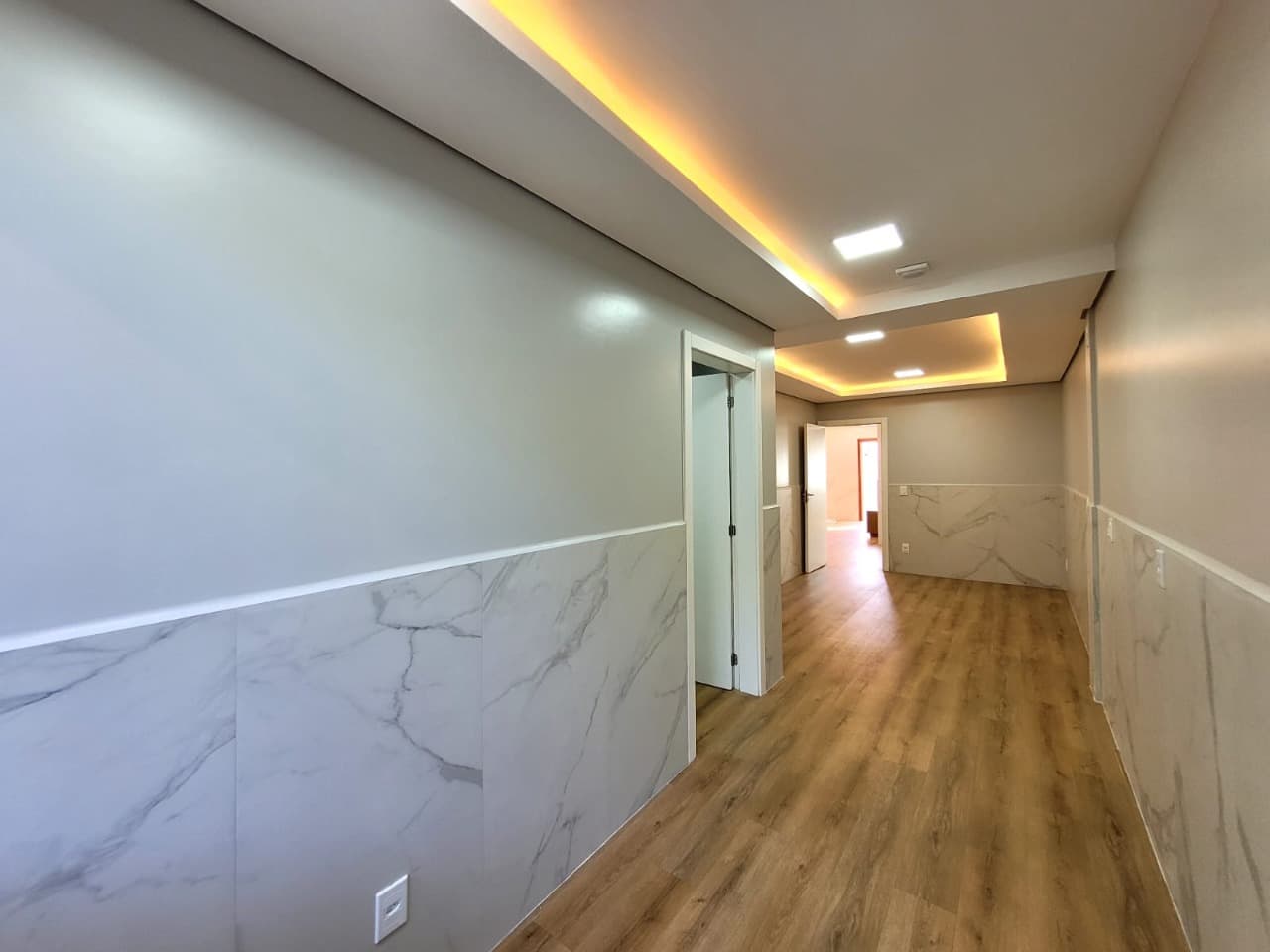 Casa para Locação com 2 quartos sendo 1 suíte, 1 vaga no bairro São Vicente em Itajaí/SC: 13 - DORMITÓRIO SUÍTE