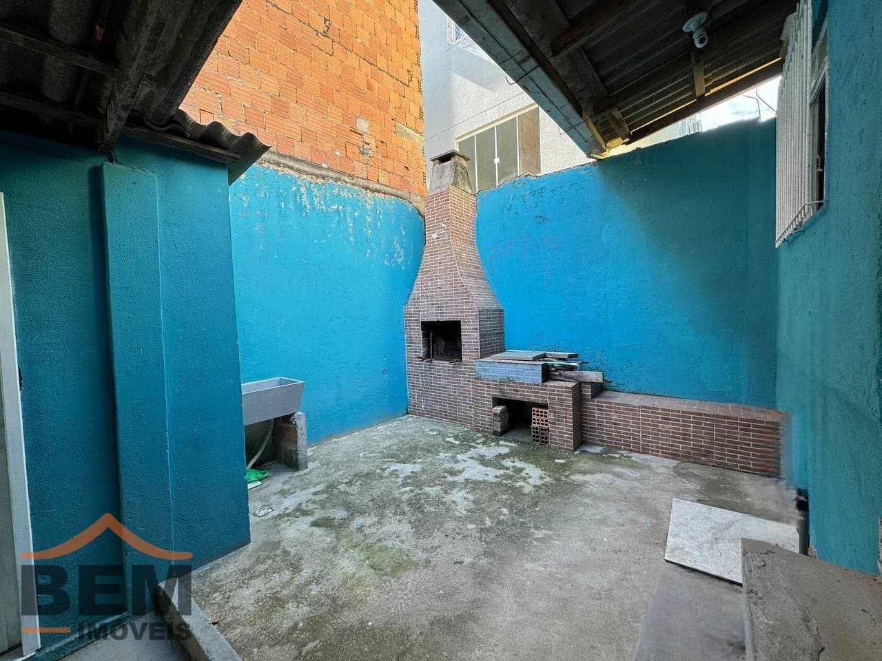 Casa à Venda com 4 quartos sendo 1 suíte, 2 vagas no bairro Tabuleiro em Camboriú/SC