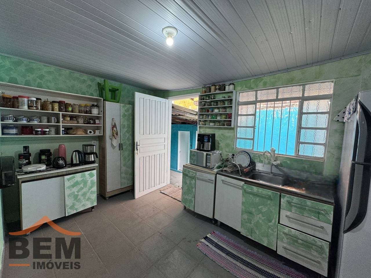 Casa à Venda com 4 quartos sendo 1 suíte, 2 vagas no bairro Tabuleiro em Camboriú/SC