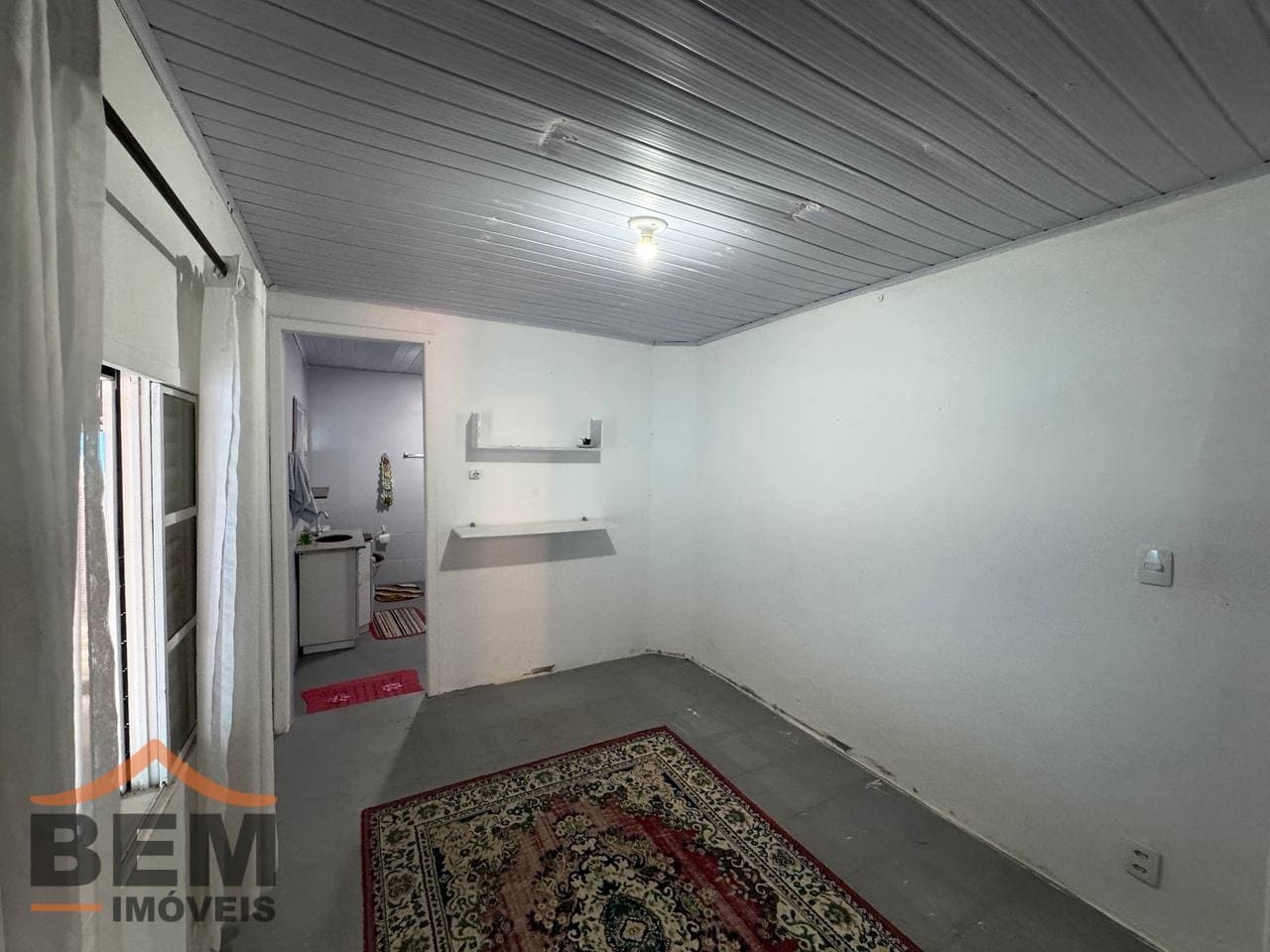 Casa à Venda com 4 quartos sendo 1 suíte, 2 vagas no bairro Tabuleiro em Camboriú/SC
