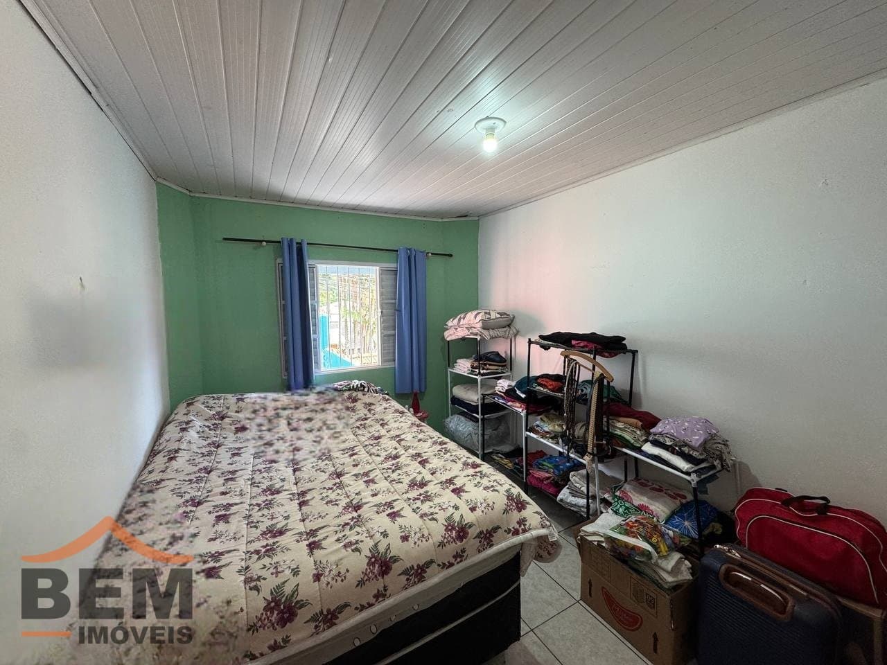 Casa à Venda com 4 quartos sendo 1 suíte, 2 vagas no bairro Tabuleiro em Camboriú/SC