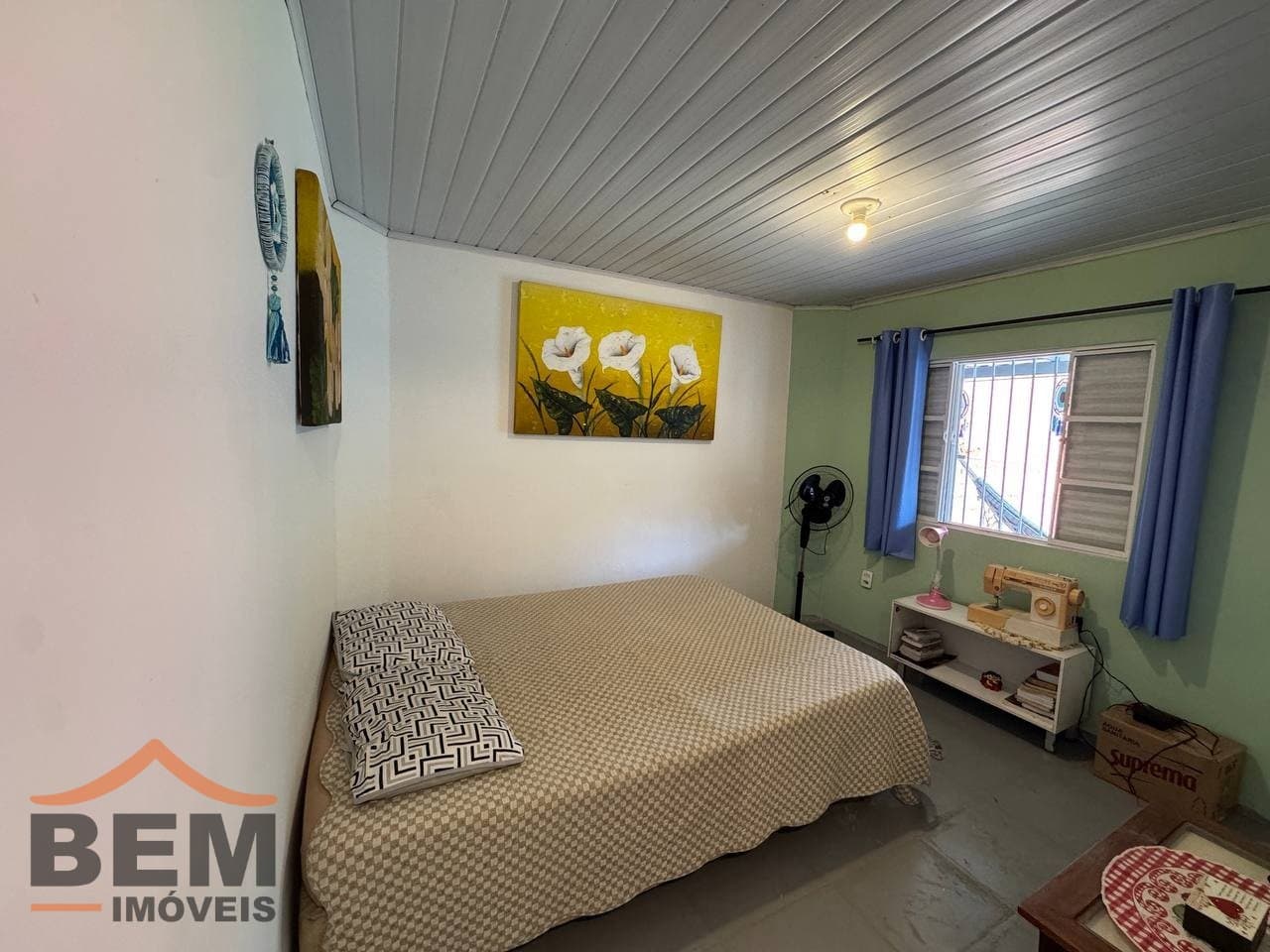 Casa à Venda com 4 quartos sendo 1 suíte, 2 vagas no bairro Tabuleiro em Camboriú/SC