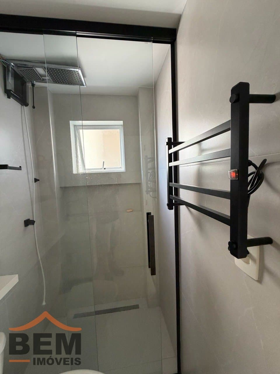 Apartamento à Venda com 3 quartos sendo 1 suíte, 2 vagas no bairro Tabuleiro em Camboriú/SC