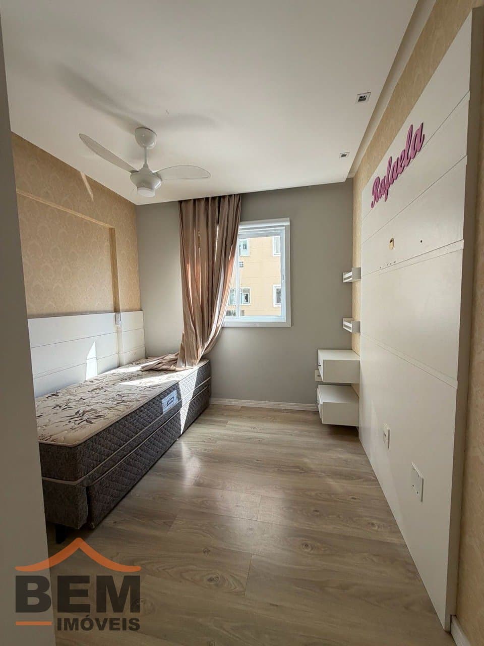 Apartamento à Venda com 3 quartos sendo 1 suíte, 2 vagas no bairro Tabuleiro em Camboriú/SC