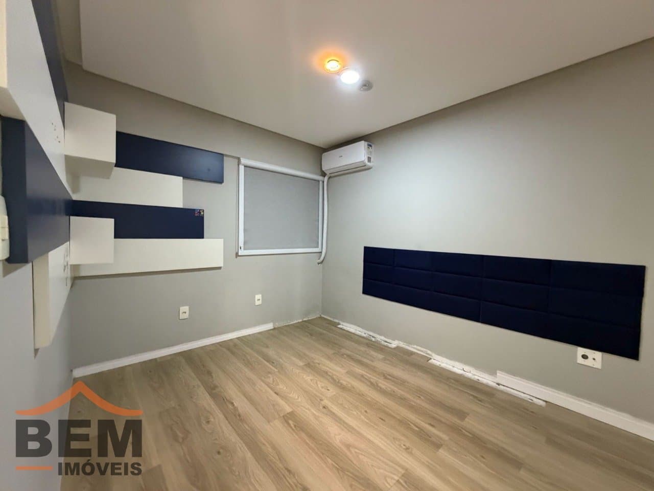 Apartamento à Venda com 3 quartos sendo 1 suíte, 2 vagas no bairro Tabuleiro em Camboriú/SC