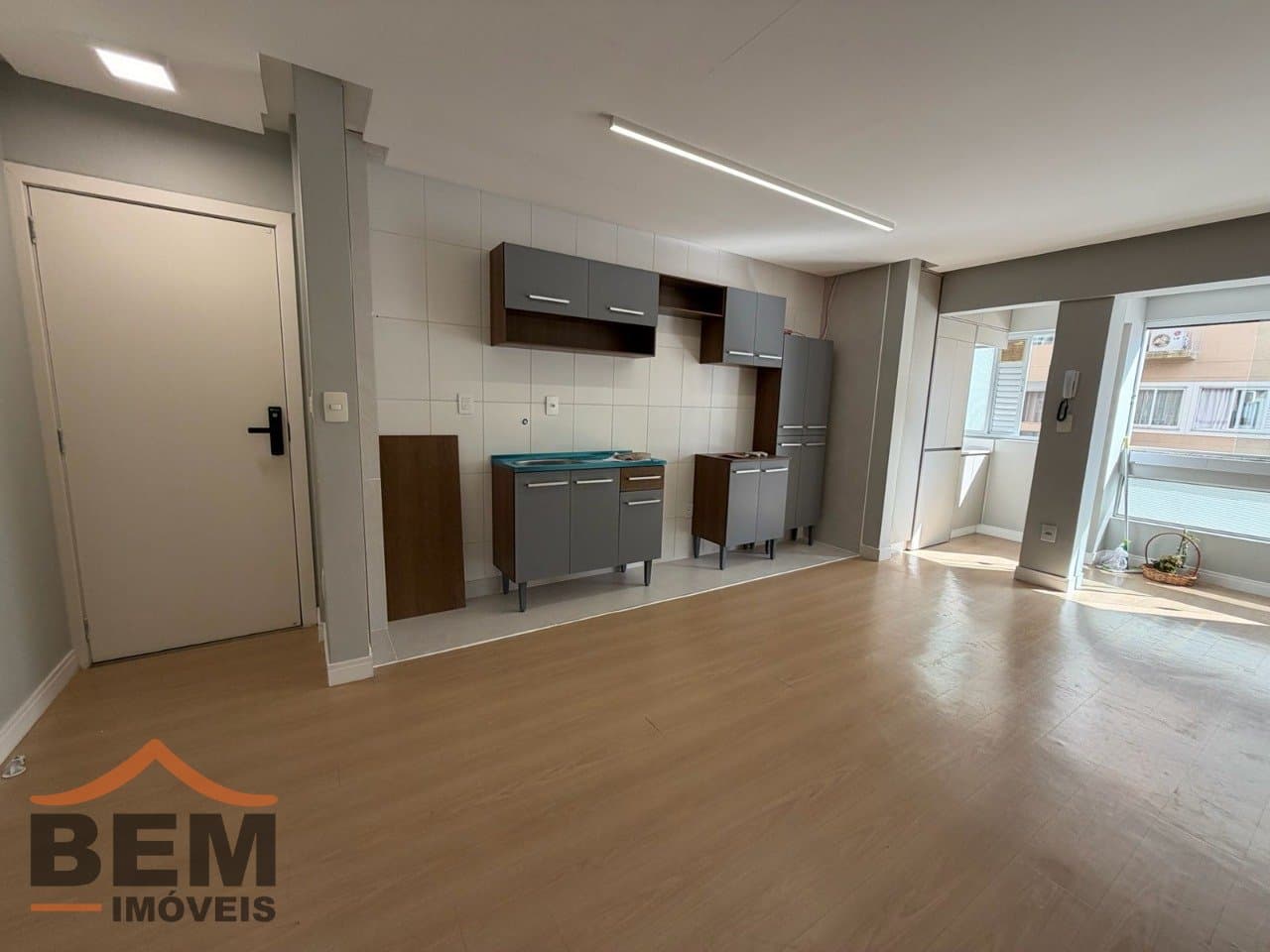 Apartamento à Venda com 3 quartos sendo 1 suíte, 2 vagas no bairro Tabuleiro em Camboriú/SC