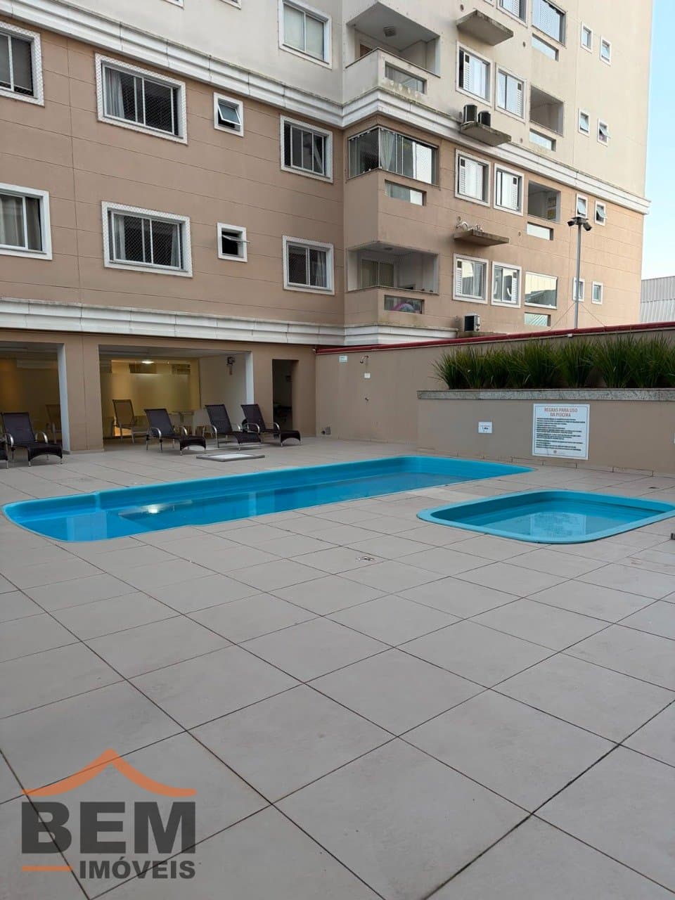 Apartamento à Venda com 3 quartos sendo 1 suíte, 2 vagas no bairro Tabuleiro em Camboriú/SC