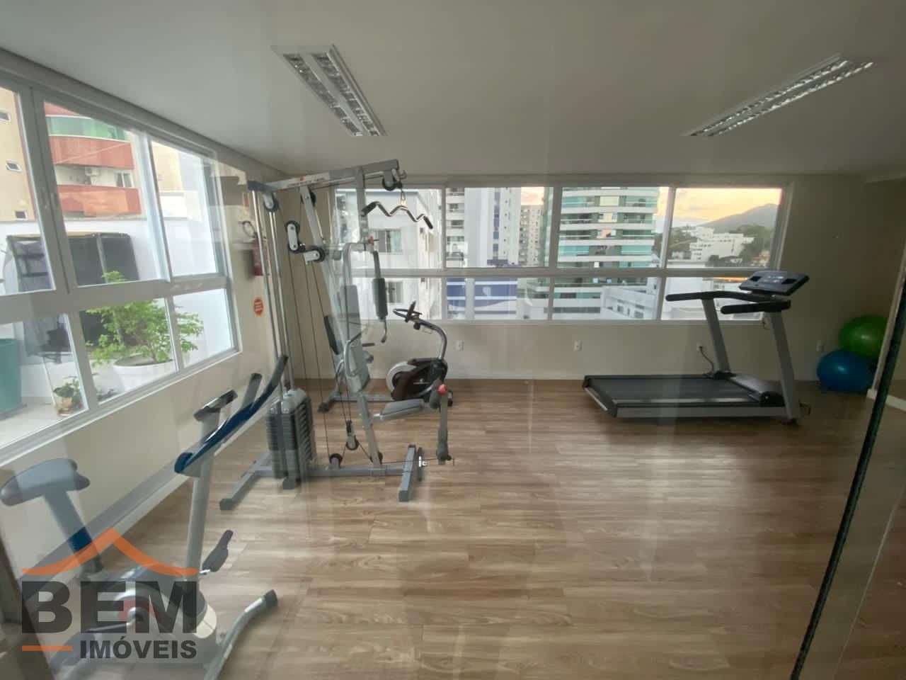 Apartamento para Locação com 2 quartos sendo 2 suítes, 2 vagas no bairro Pioneiros em Balneário Camboriú/SC: 15- ACADEMIA