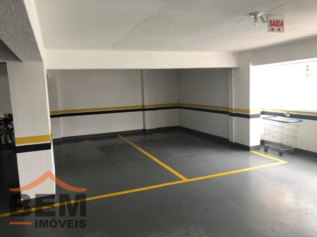 Apartamento para Locação com 2 quartos sendo 2 suítes, 2 vagas no bairro Pioneiros em Balneário Camboriú/SC: 16- ESTACIONAMENTO