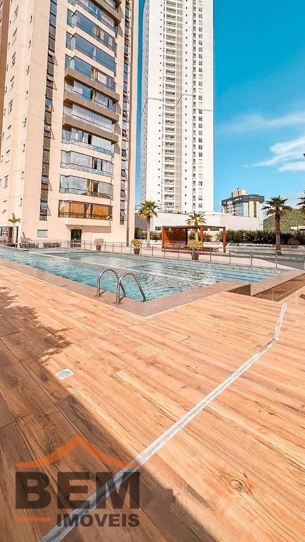Apartamento à Venda com 3 quartos sendo 1 suíte, 2 vagas no bairro Fazenda em Itajaí/SC