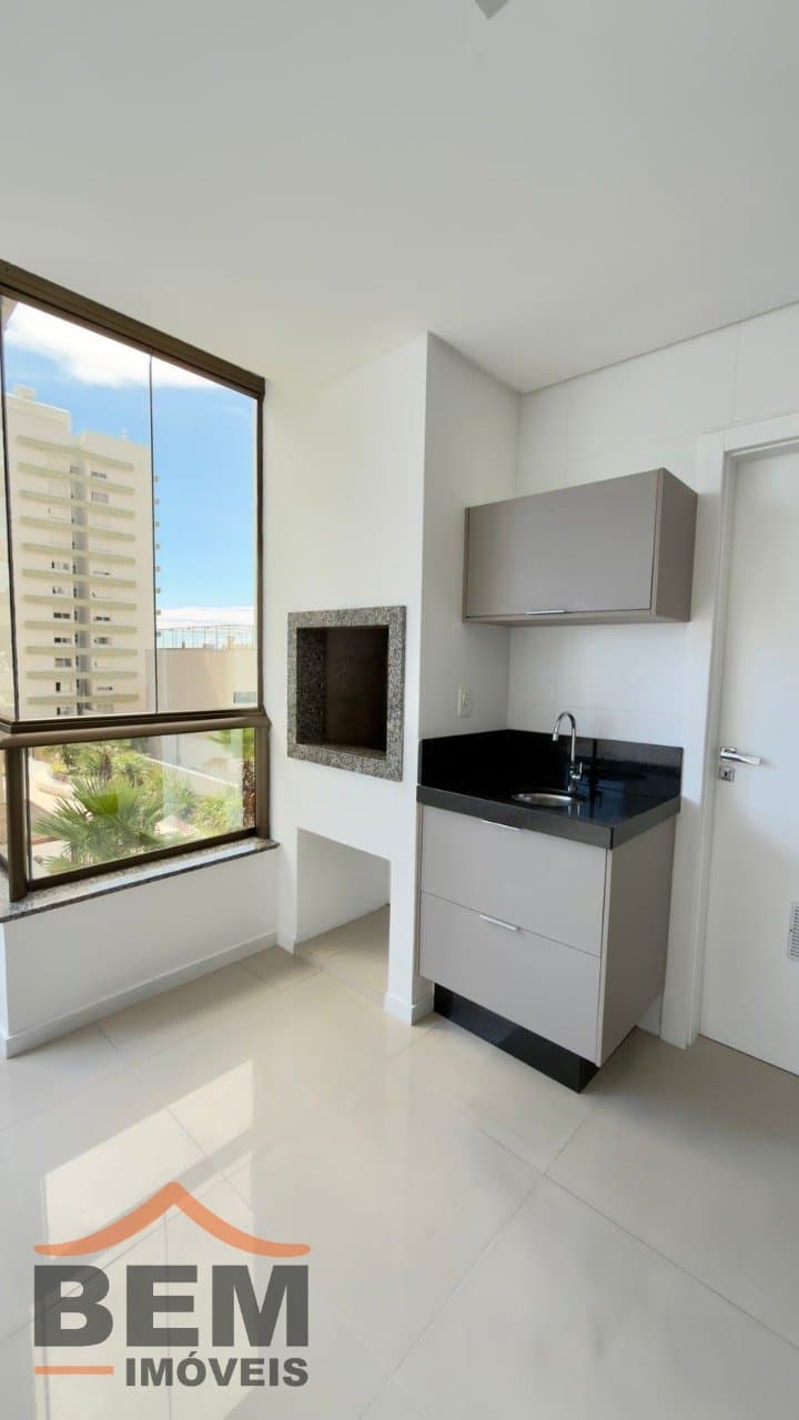 Apartamento à Venda com 3 quartos sendo 1 suíte, 2 vagas no bairro Fazenda em Itajaí/SC