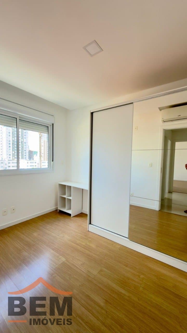Apartamento à Venda com 3 quartos sendo 1 suíte, 2 vagas no bairro Fazenda em Itajaí/SC