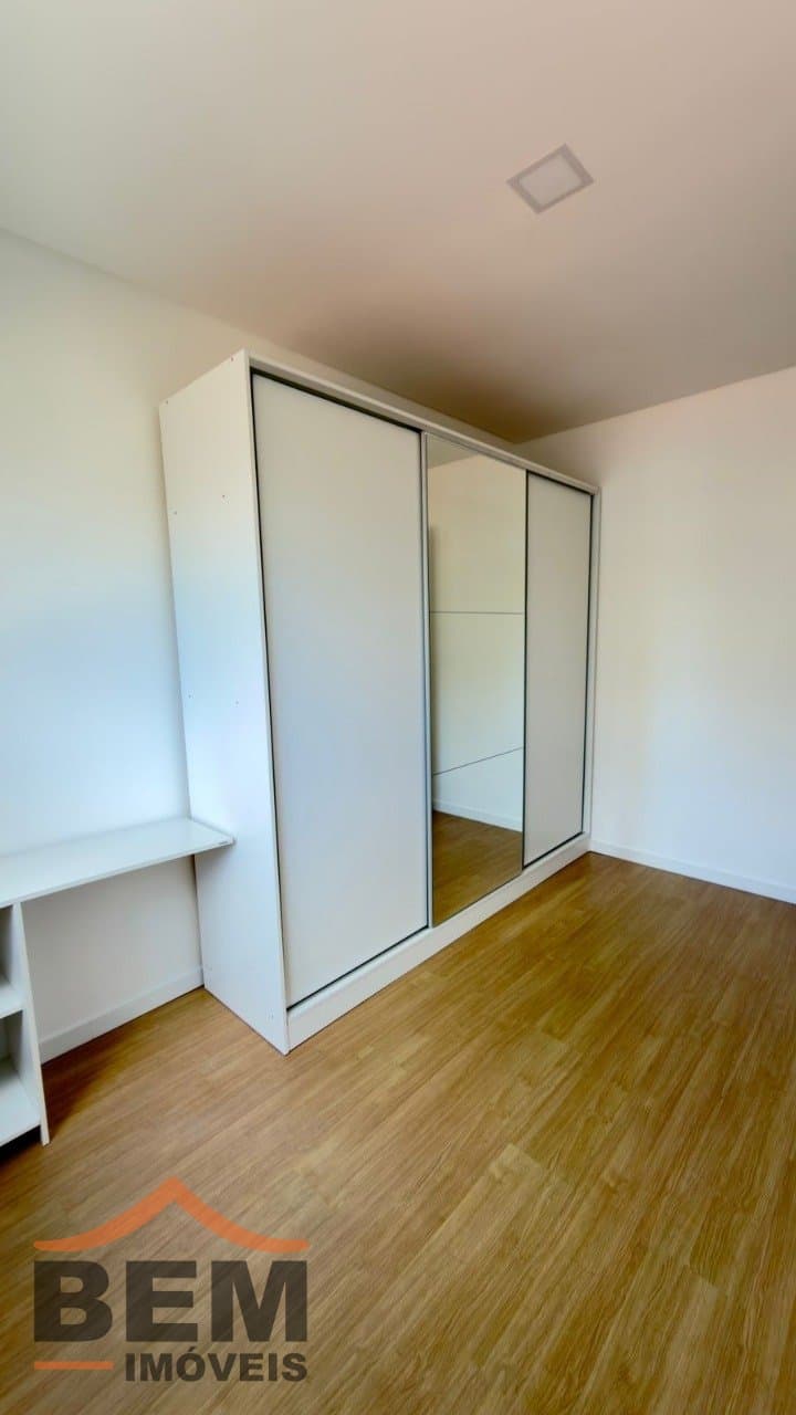 Apartamento à Venda com 3 quartos sendo 1 suíte, 2 vagas no bairro Fazenda em Itajaí/SC