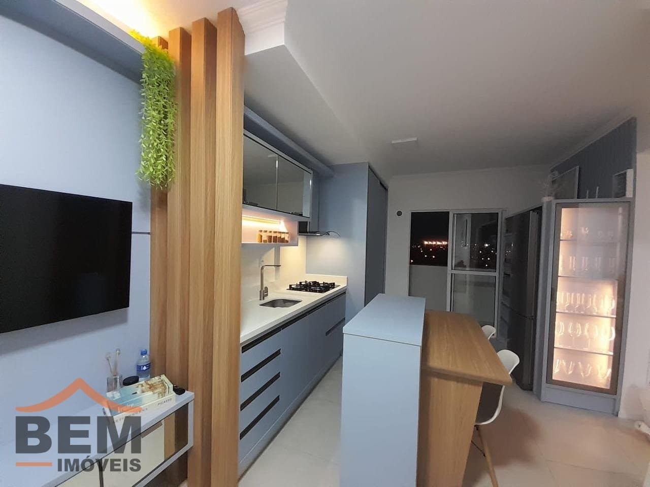 Apartamento para Locação com 2 quartos e 48m² no bairro Cordeiros, em Itajaí - SC