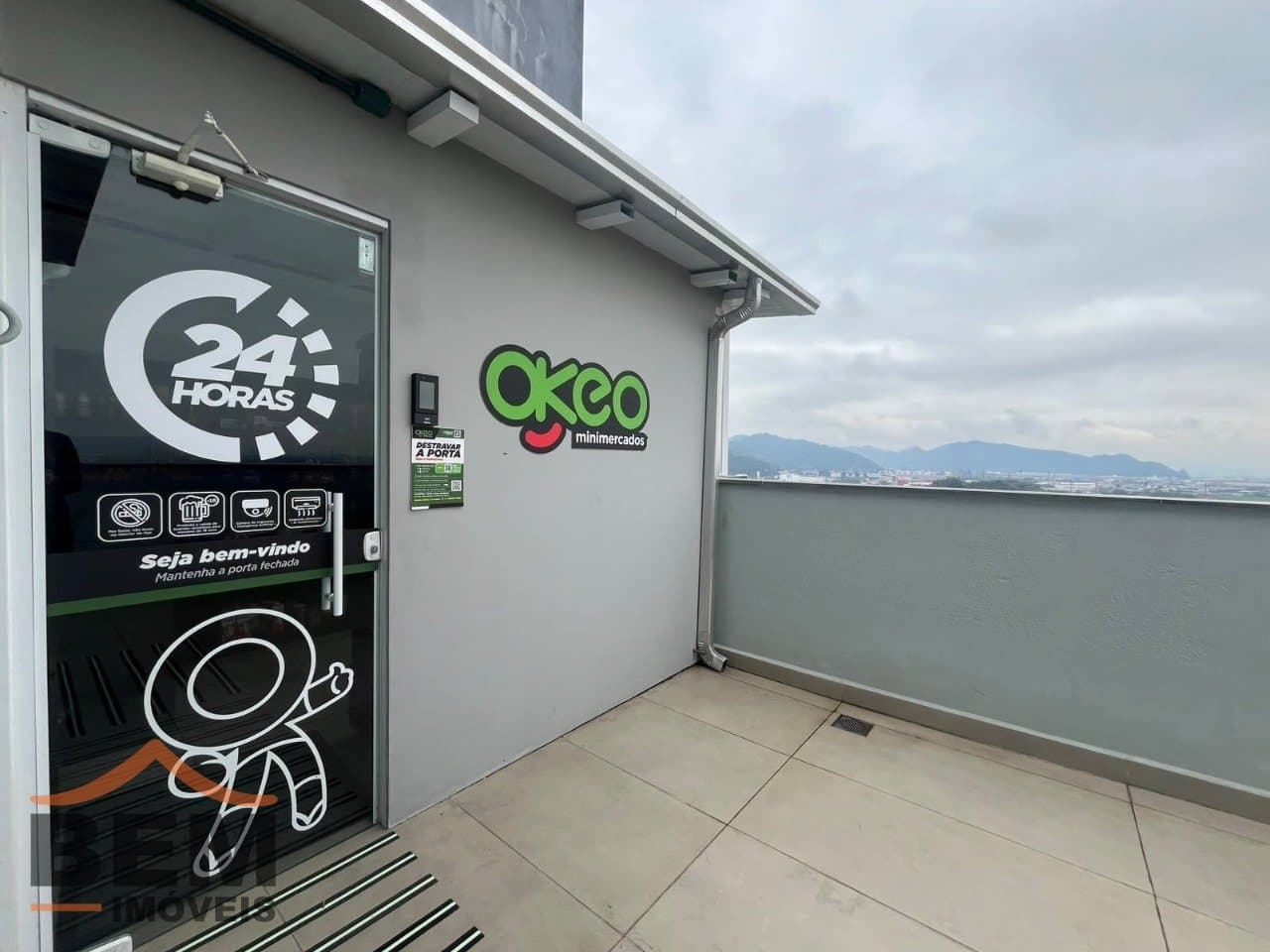 Apartamento para Locação com 2 quartos e 48m² no bairro Cordeiros, em Itajaí - SC