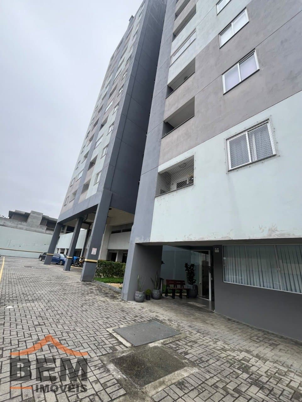 Apartamento para Locação com 2 quartos e 48m² no bairro Cordeiros, em Itajaí - SC