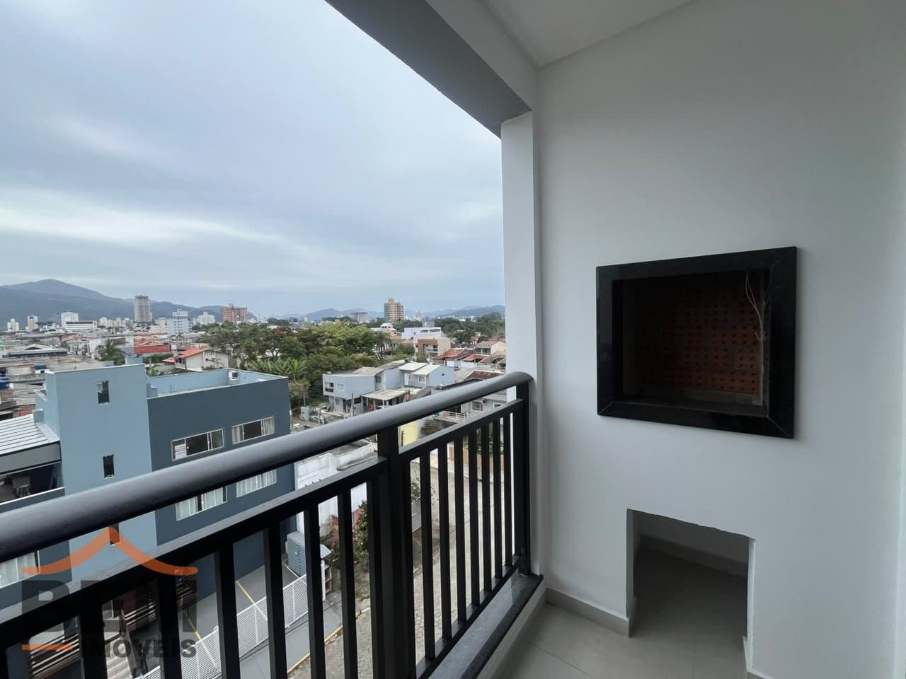 Apartamento para locação com 2 quartos e 118 m² no bairro Centro, em Camboriú