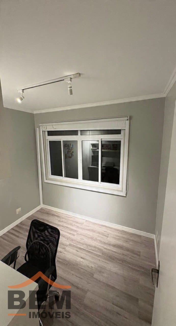 Apartamento à Venda com 3 quartos, 1 vaga no bairro Centro em Itajaí/SC
