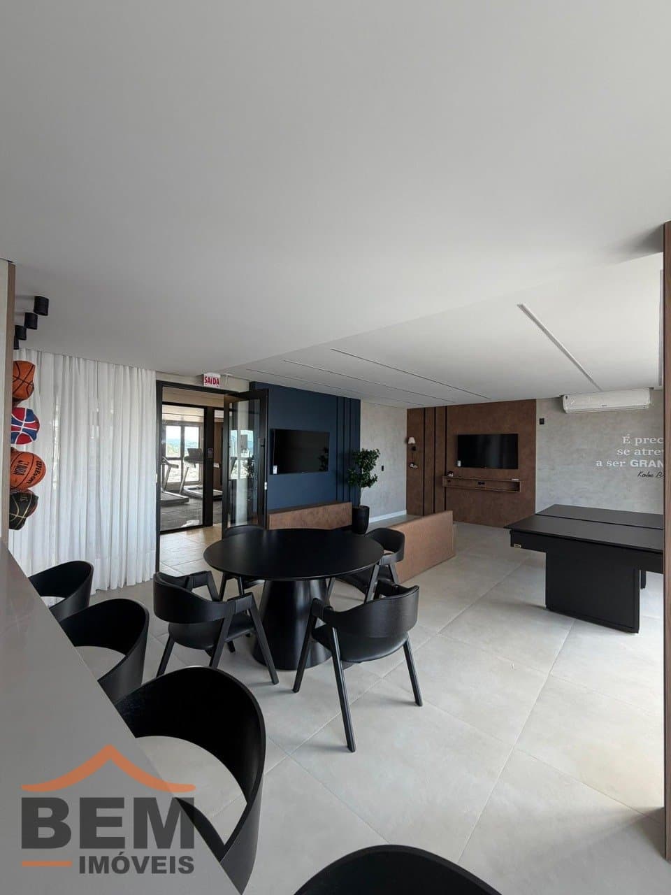 Apartamento para Locação com 2 quartos sendo 1 suíte, 1 vaga no bairro Vila Operária em Itajaí/SC: 26 - SALÃO DE JOGOS