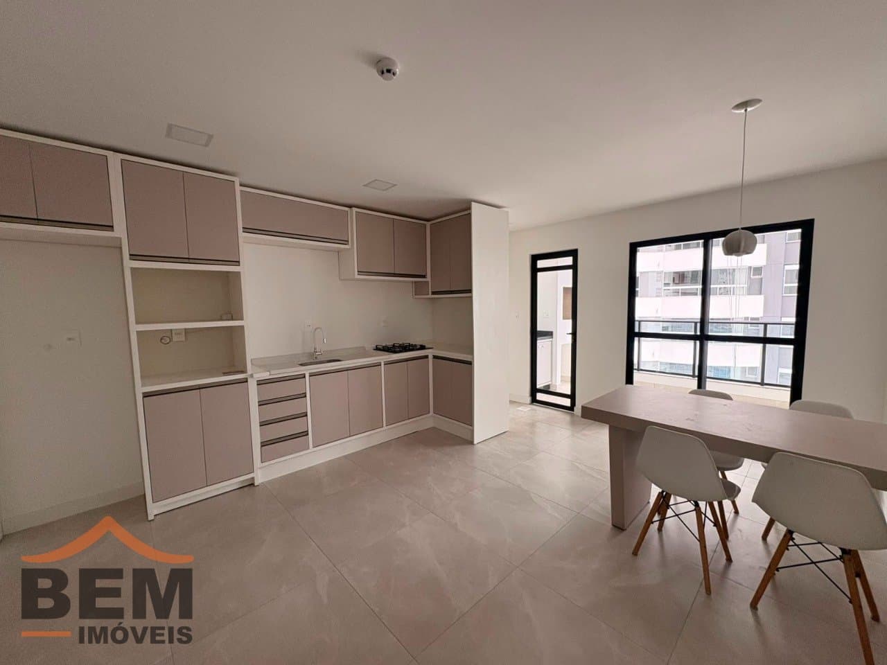 Apartamento para aluguel na Vila Operária, Itajaí: 07 -  COZINHA 
