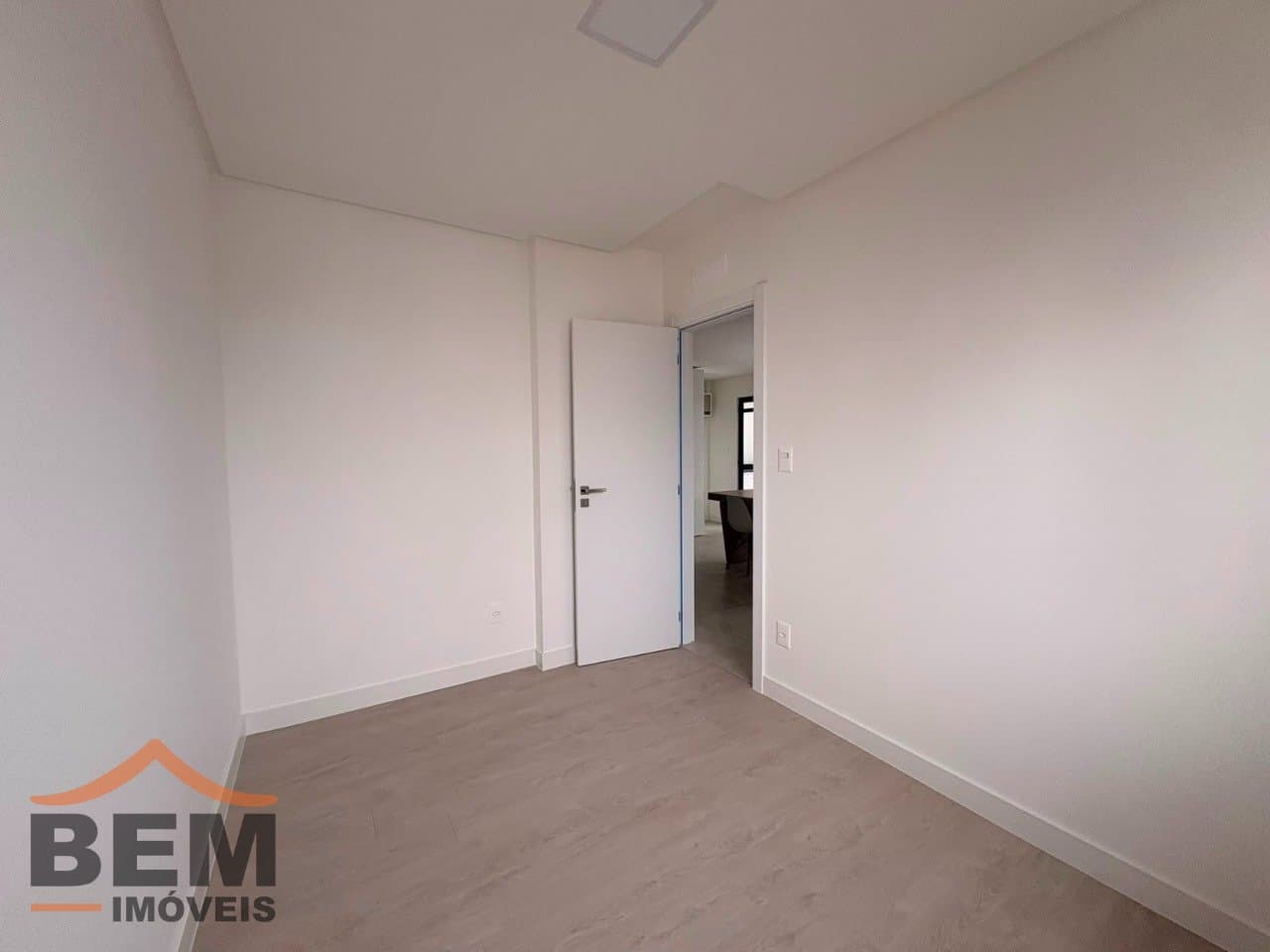 Apartamento para aluguel na Vila Operária, Itajaí: 09 - DORMITORIO 