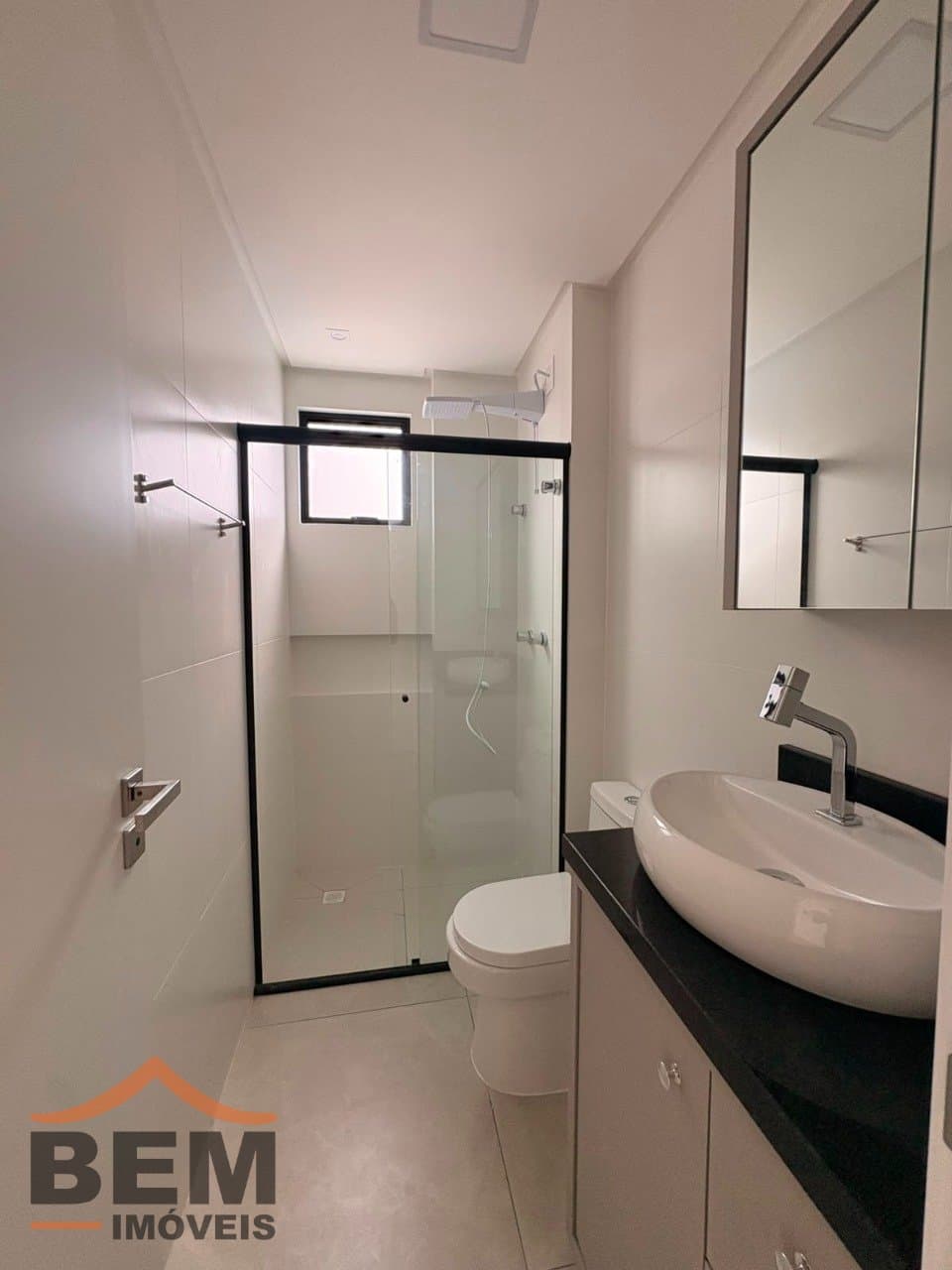 Apartamento para aluguel na Vila Operária, Itajaí: 11 - BANHEIRO SOCIAL 