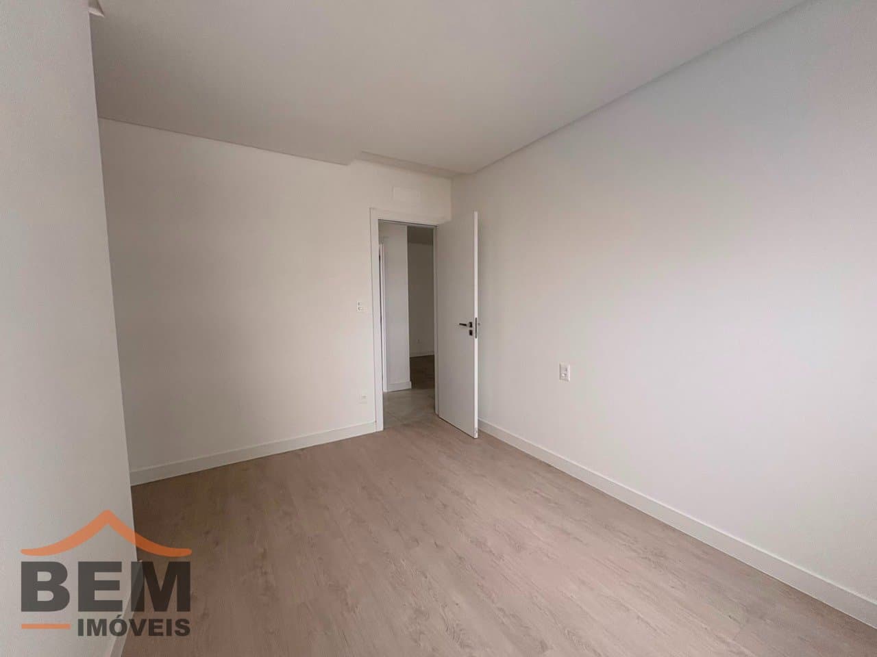 Apartamento para aluguel na Vila Operária, Itajaí: 10 - DORMITORIO 