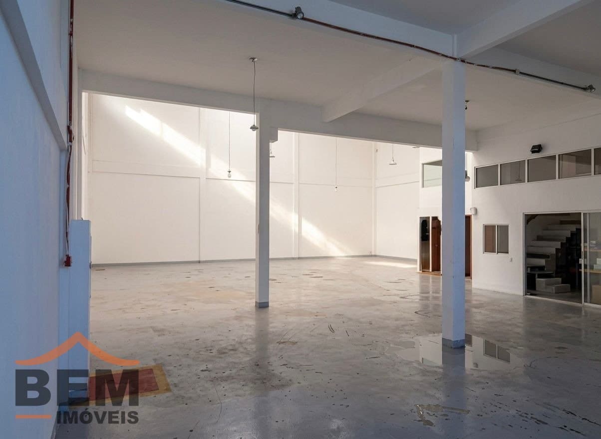 Galpão para Locação no bairro Vila Real em Balneário Camboriú/SC: 08 - INTERNO