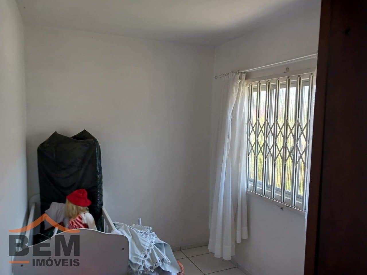 Casa à Venda com 6 quartos sendo 1 suíte, 2 vagas no bairro centro em Camboriú/SC: ab941492-6000-4798-862b-3c0da7923b2f