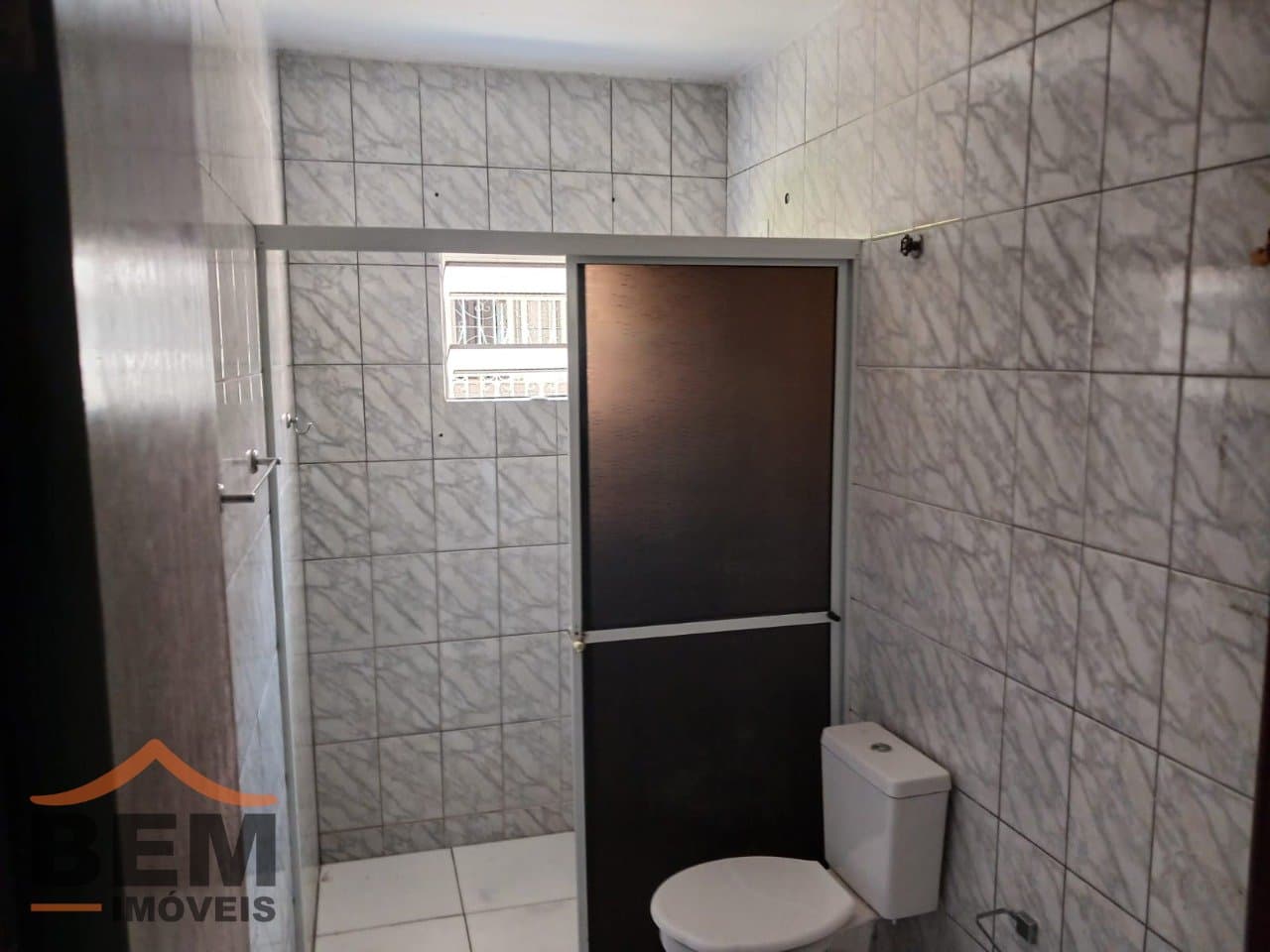 Casa à Venda com 6 quartos sendo 1 suíte, 2 vagas no bairro centro em Camboriú/SC: bffd1df3-4e9b-4b1c-98f2-1f2eacd89c93
