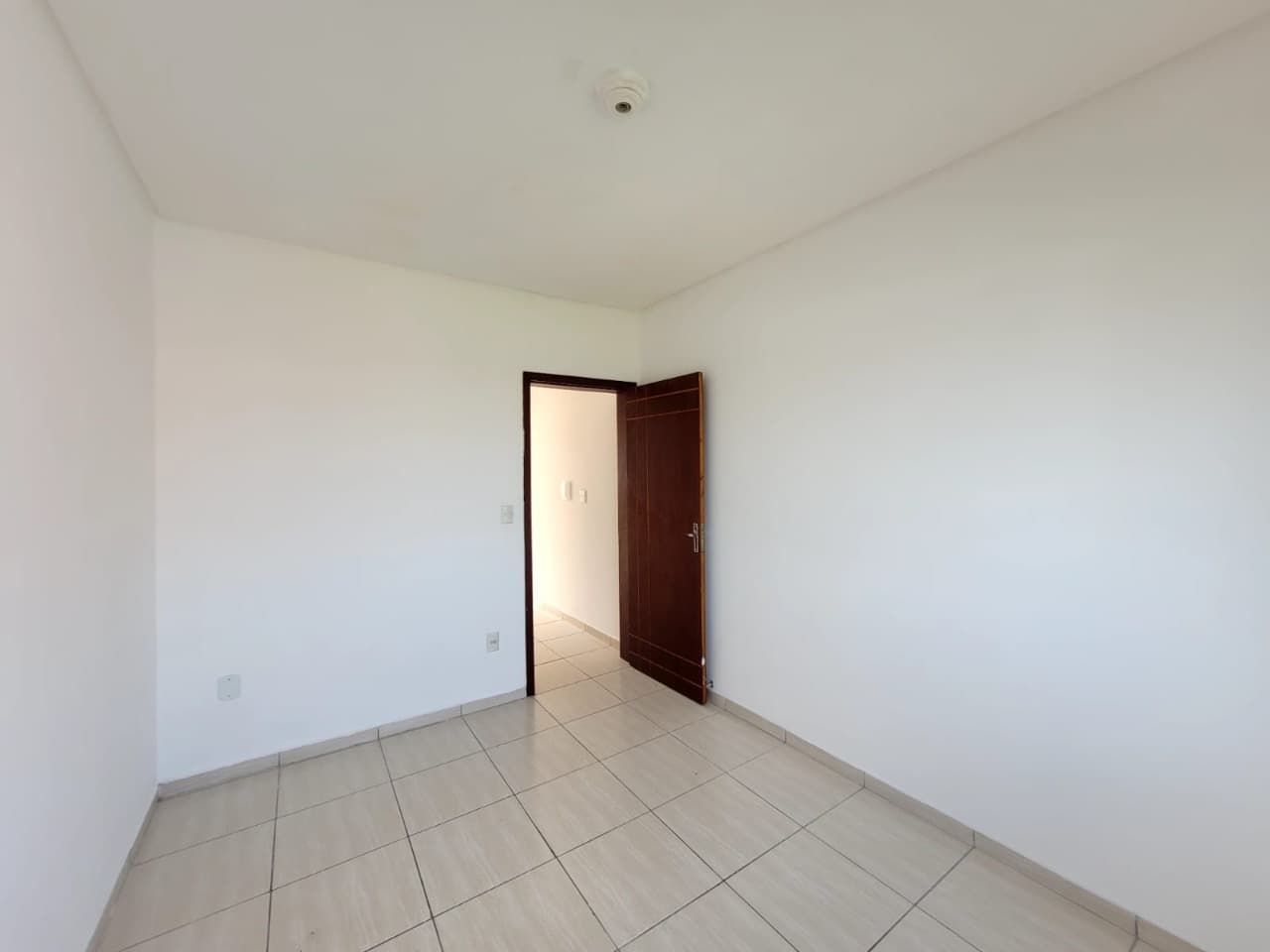 Casa para Locação com 2 quartos, 1 vaga no bairro São Vicente em Itajaí/SC: 12 - DORMITÓRIO 02