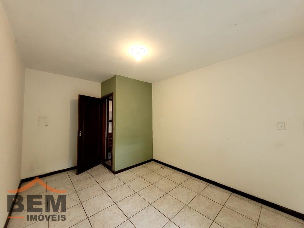 Apartamento para Locação com 2 quartos, 1 vaga no bairro Praia dos Amores em Balneário Camboriú/SC: 16 - DORMITÓRIO 2