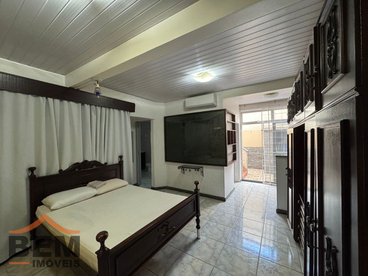 Casa à Venda com 10 quartos, 2 vagas no bairro Nações em Balneário Camboriú/SC: 7a083f8f-7cab-4c1f-b454-512133718c84