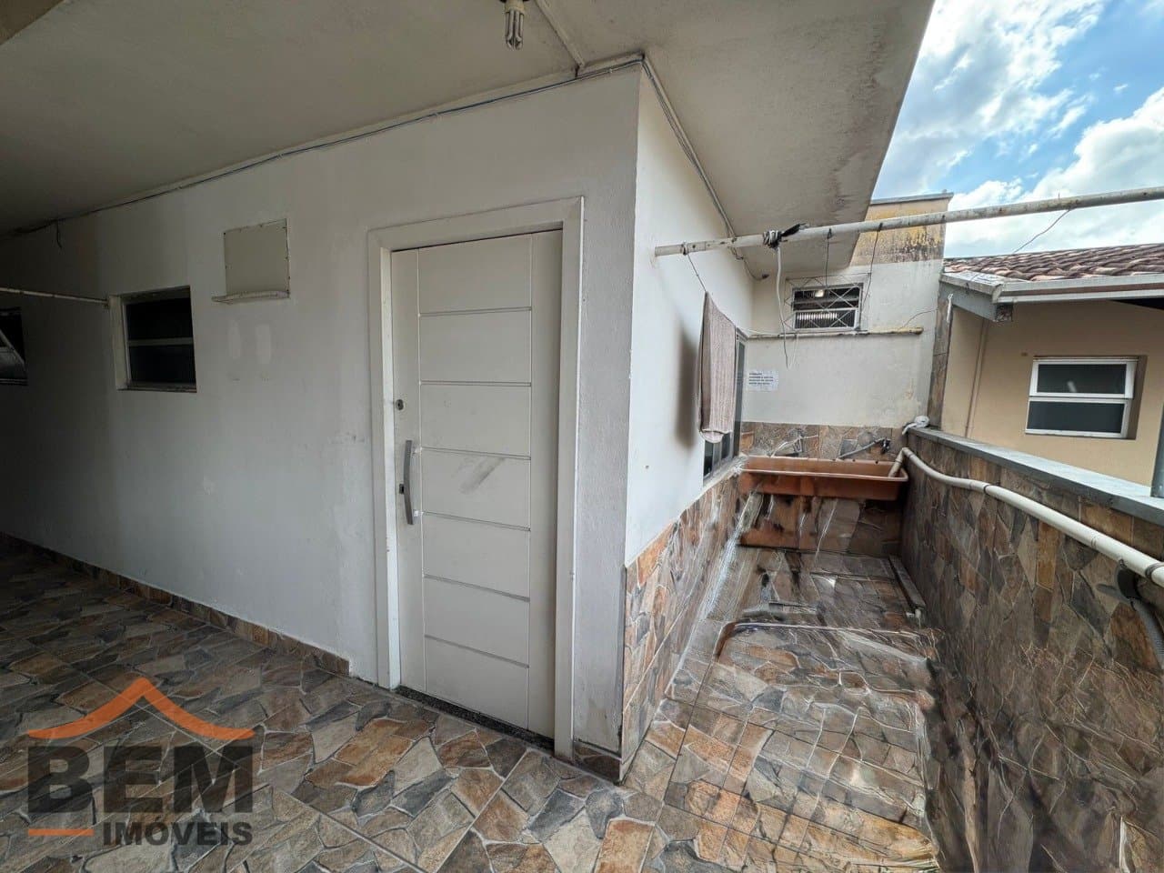 Casa à Venda com 10 quartos, 2 vagas no bairro Nações em Balneário Camboriú/SC: 150057c9-f265-411f-b6fa-bfa3883b998d