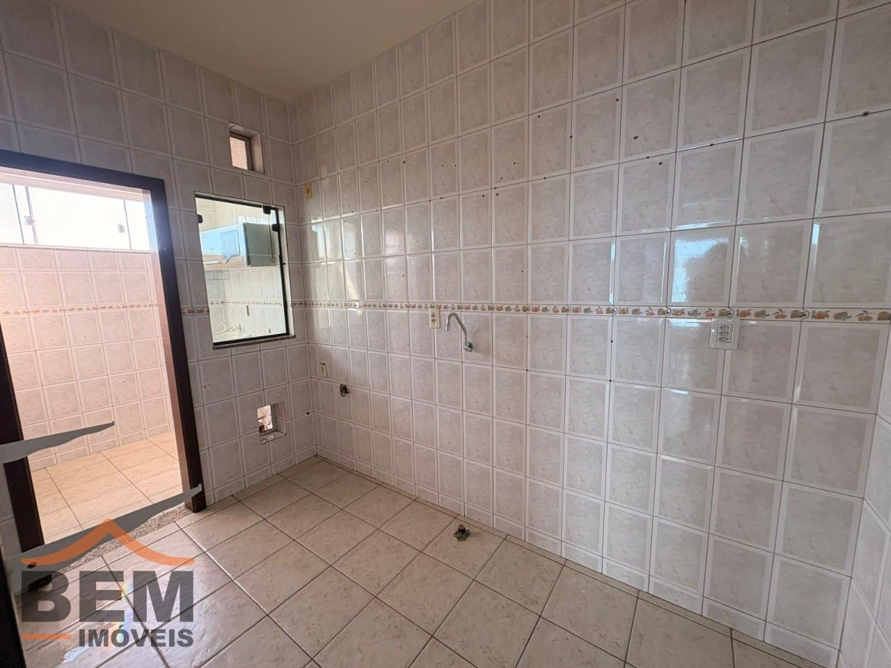 Apartamento para Locação com 2 quartos no bairro São Vicente em Itajaí/SC: 11 - COZINHA