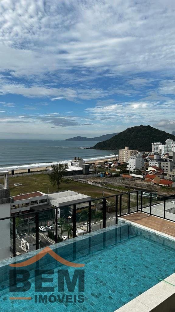 Apartamento para Locação com 3 suítes, 2 vagas no bairro Praia Brava em Itajaí/SC: 07 - VISTA DA PISCINA