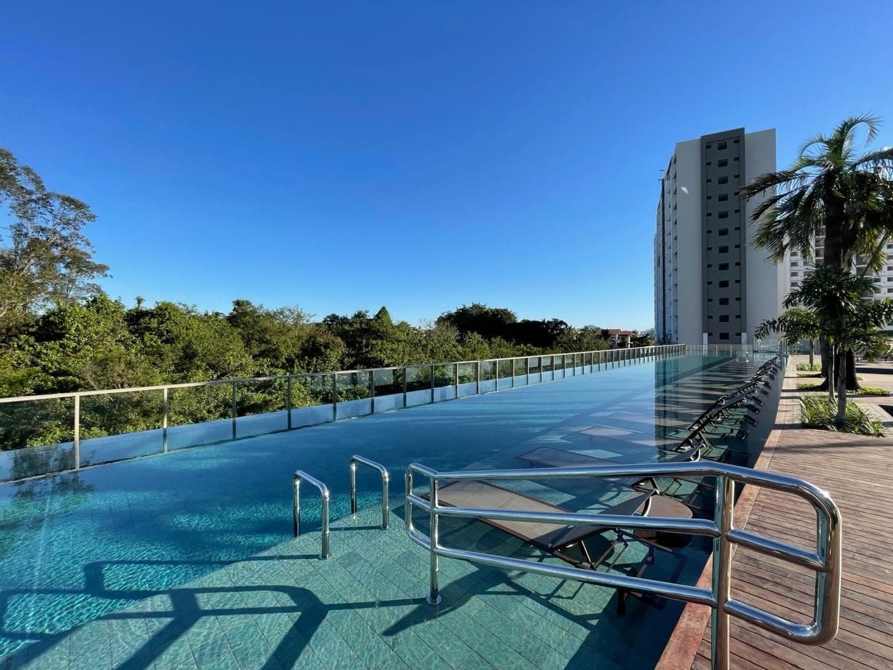 Apartamento para Locação com 2 quartos sendo 1 suíte, 1 vaga no bairro São Vicente em Itajaí/SC: 12 - PISCINA