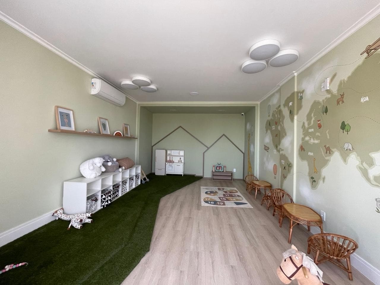Apartamento para Locação com 2 quartos sendo 1 suíte, 1 vaga no bairro São Vicente em Itajaí/SC: 23 - ESPAÇO KIDS